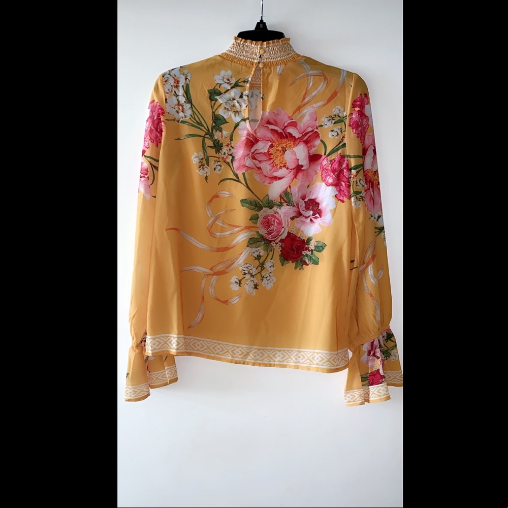 Flying Tomato blouse